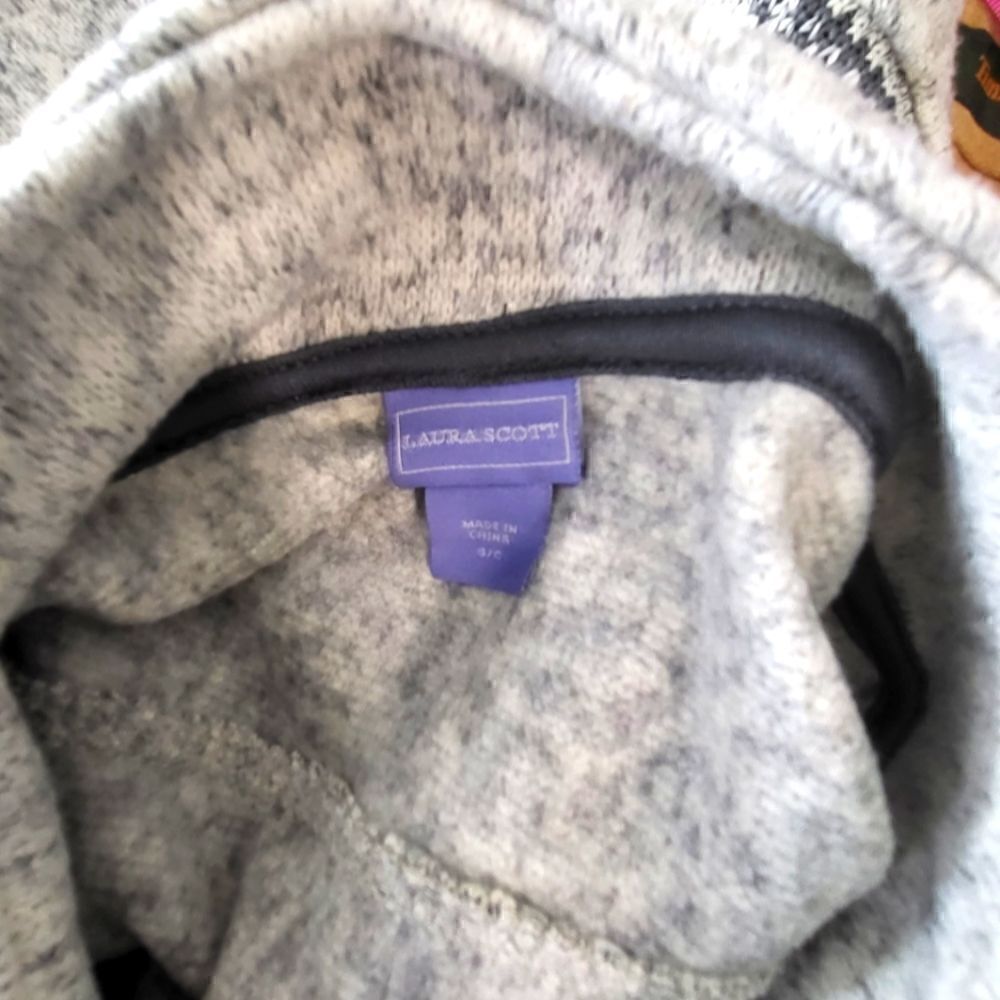 Laura Scott jacket - Picture 5 of 8